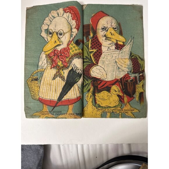 Antique 1910 Mother Goose & Gander Fabric Muslin Cloth Book Saalfield Publishing - Picture 4 of 9